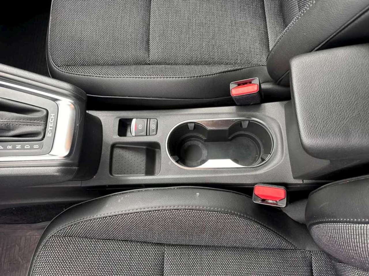 Renault Captur  rive gauche E-Tech plug-in hybrid 160