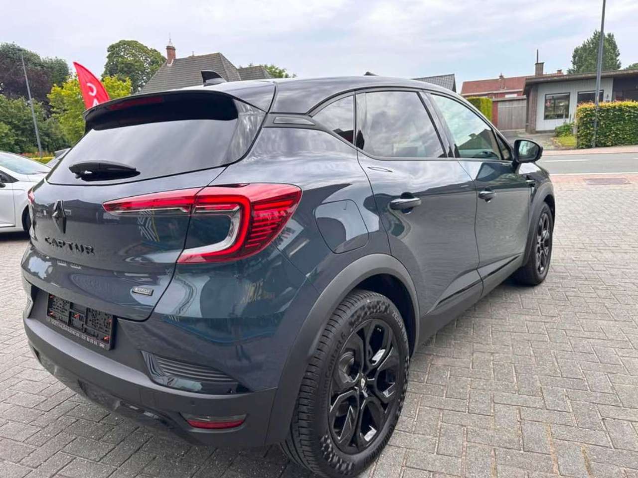 Renault Captur  rive gauche E-Tech plug-in hybrid 160