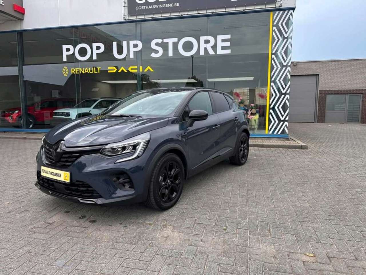 Renault Captur rive gauche E-Tech plug-in hybrid 160