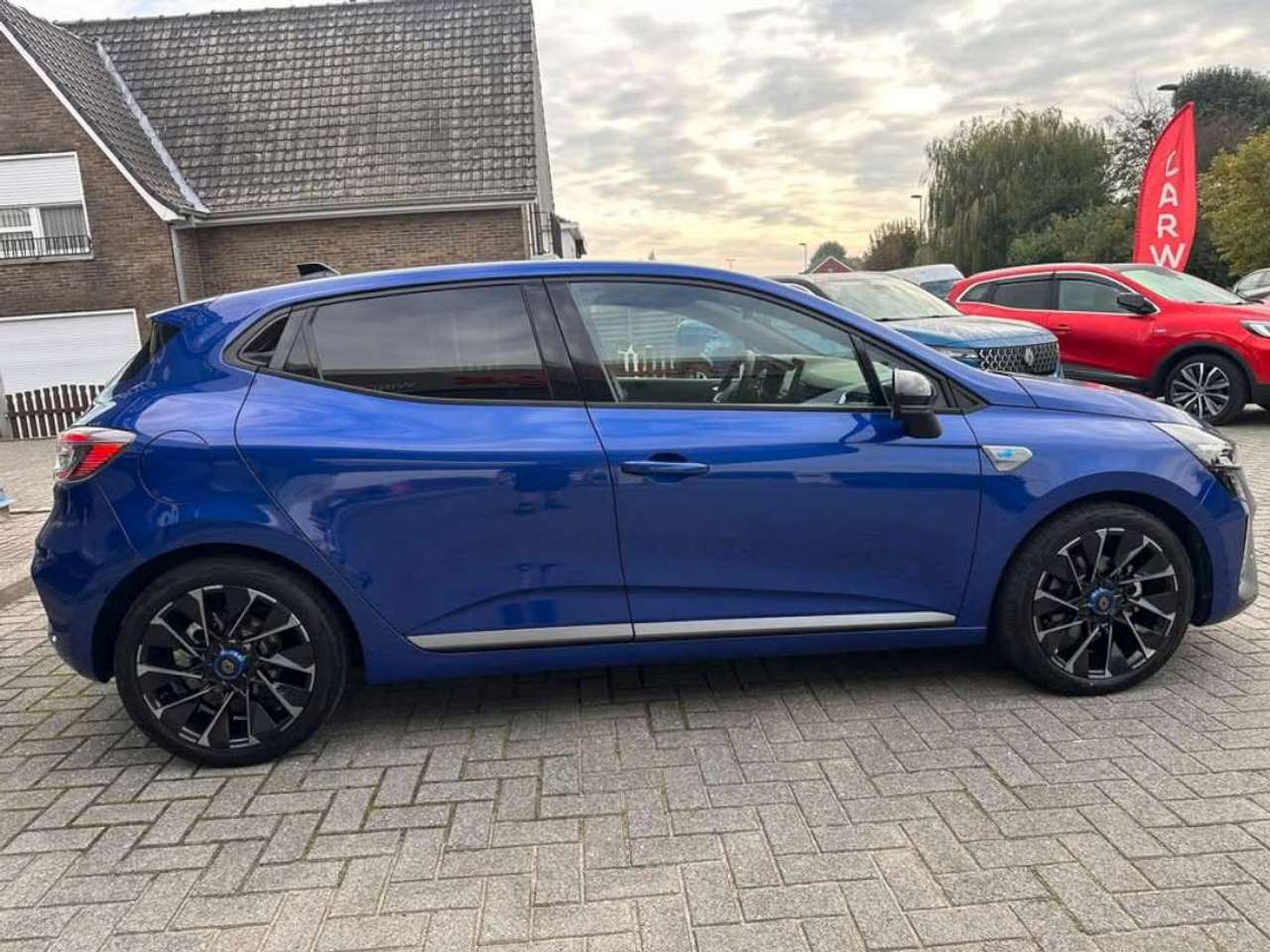 Renault Clio  esprit Alpine E-Tech full hybrid 145