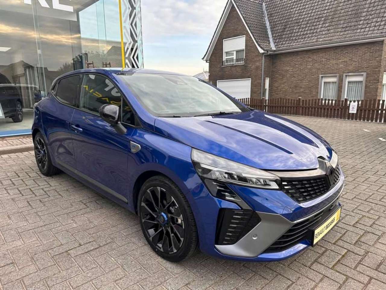 Renault Clio esprit Alpine E-Tech full hybrid 145